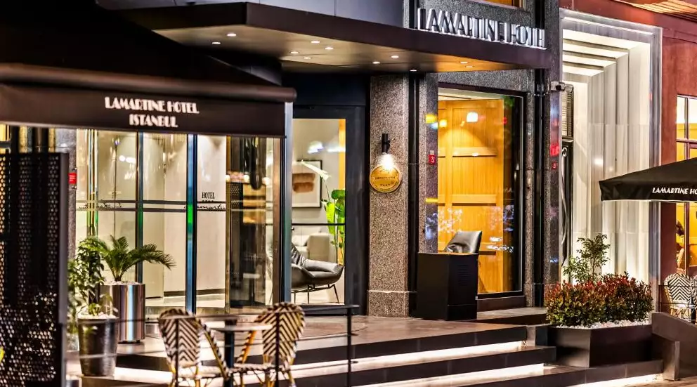 Alibaba https://cdn.alibaba.ir/ostorage/hotel-accommodation-images/692ecf78a1e6f83605b7ec87_Screenshot 2025-12-02 150556.webp